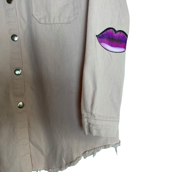 NYX Cosmetics France Button Up Denim Shirt Light Pink ASIS Medium? - Picture 3 of 9